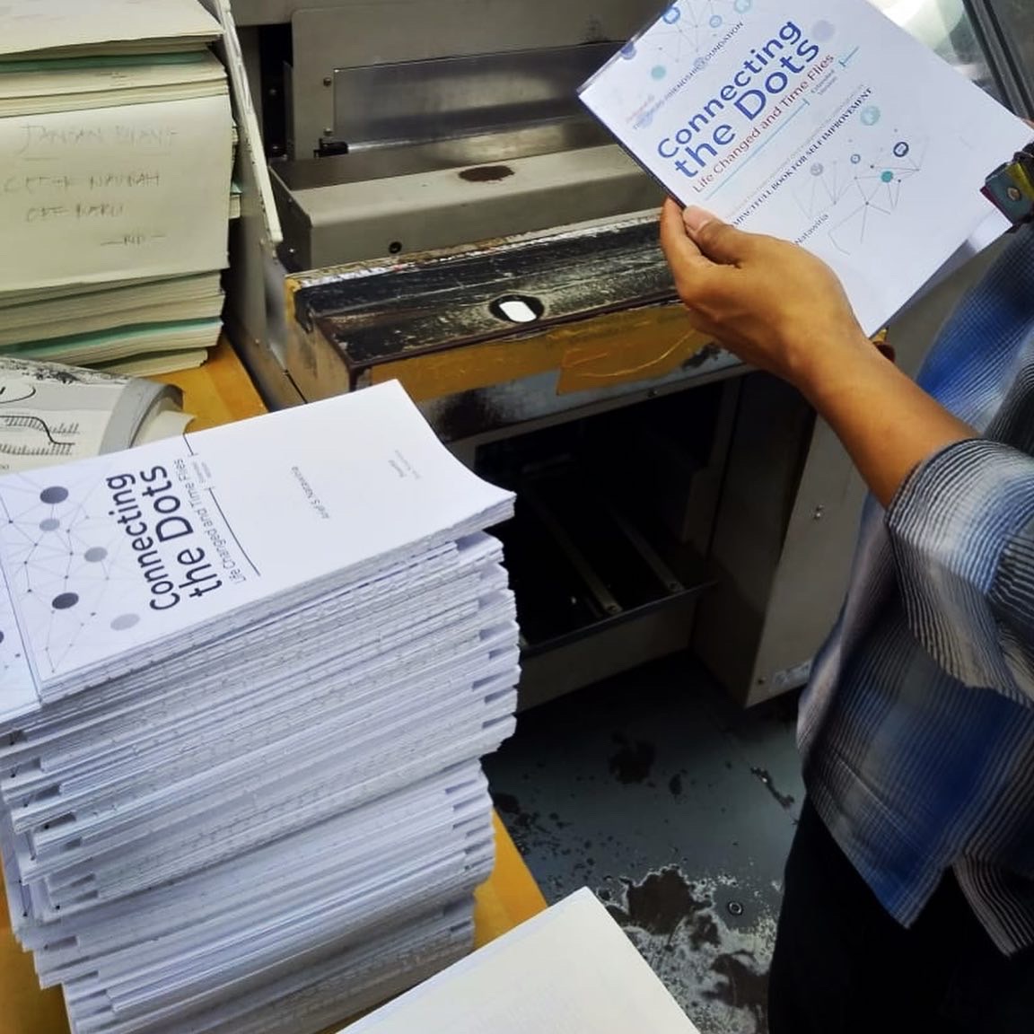 Hasil cetak buku Pena Nusantara